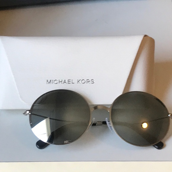 Super reflective, fun MK glasses! - Picture 1 of 5